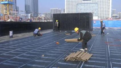 上合廣場項目進(jìn)入景觀綠化裝飾裝修階段